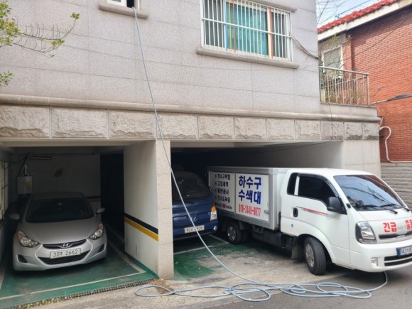 최신 고압세척기로 단숨에 해결-1